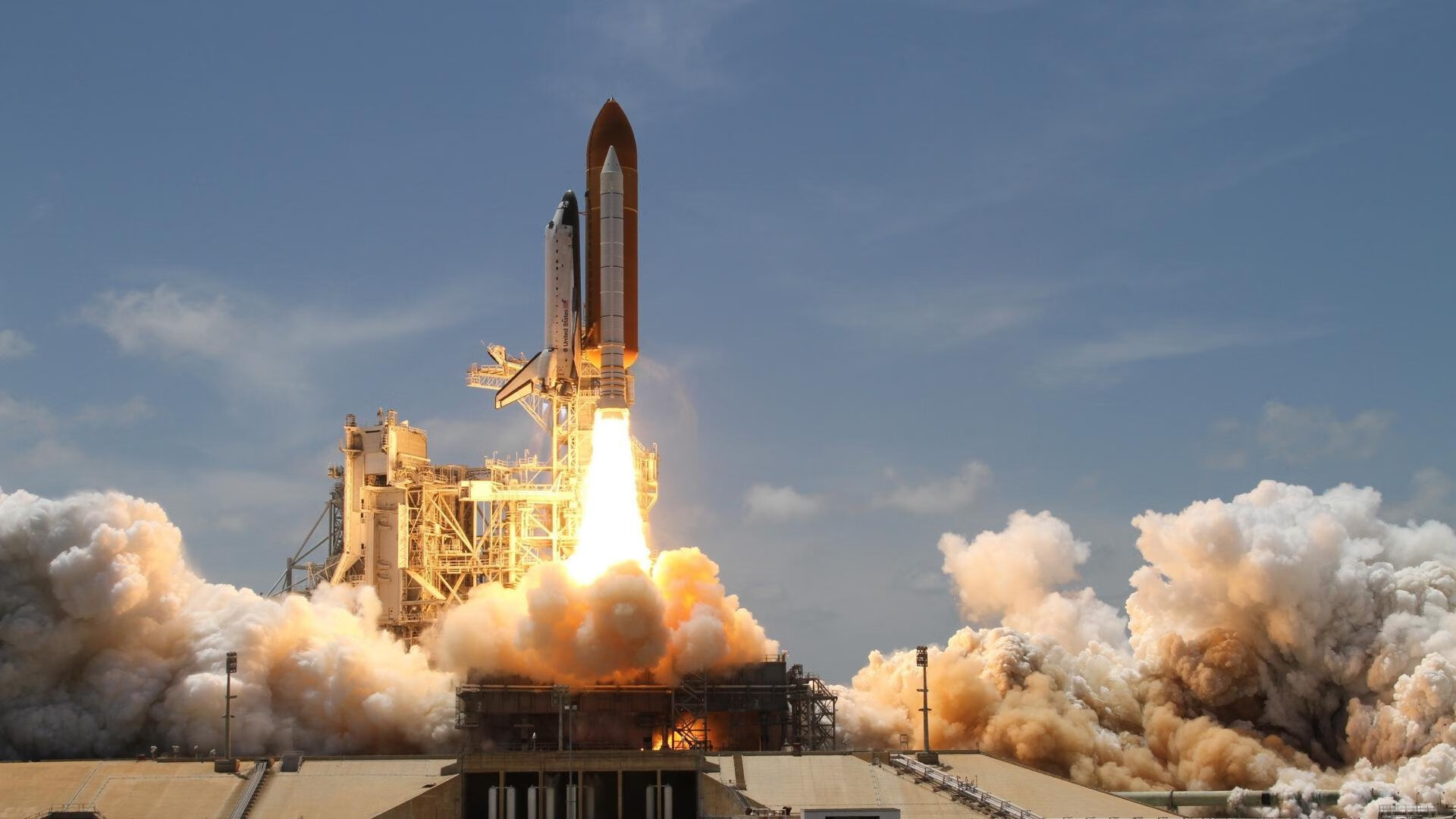 开云体育APP-_点燃梦想：青少年体育职业探索营_，青少年体育训练营