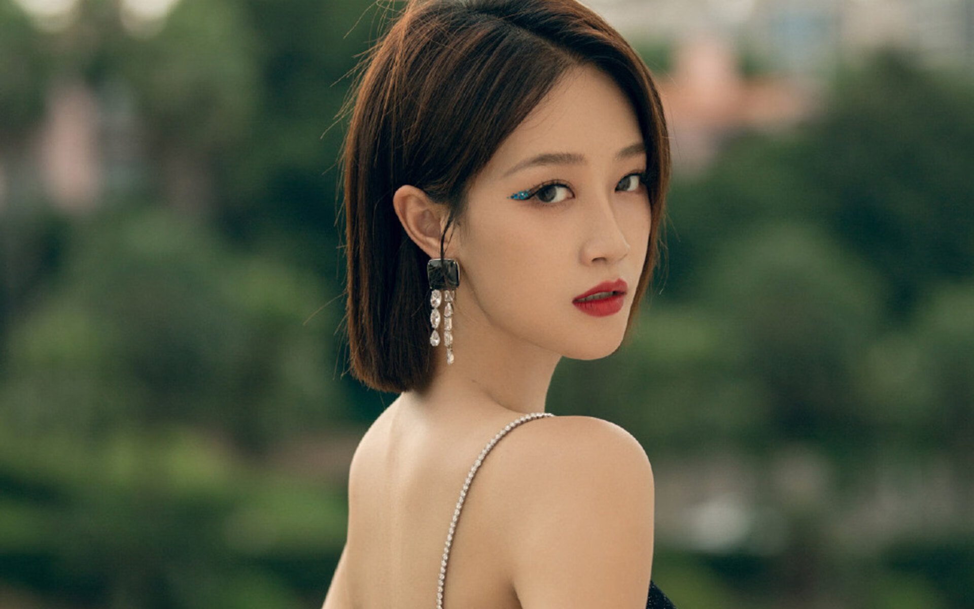 产业链深度解析：硬件创新推动电竞行业全面升级，电竞产业布局