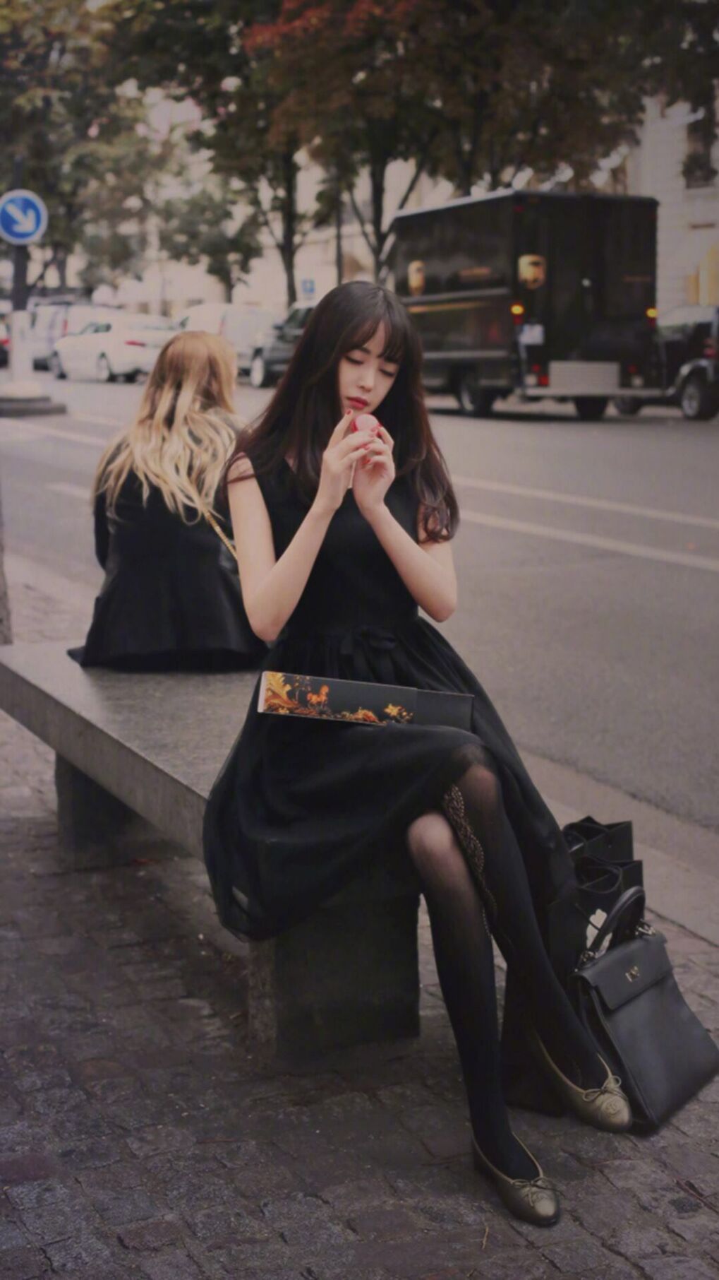 勒沃库森客场2-1战胜莱比锡，继续领跑德甲，勒沃库森引援